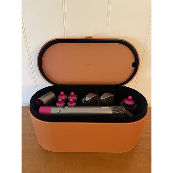 Dyson Airwrap™ Complete Styler – 2nd Generation, Nickel/Fuchsia, Perf. Condition - Picture 4 of 6